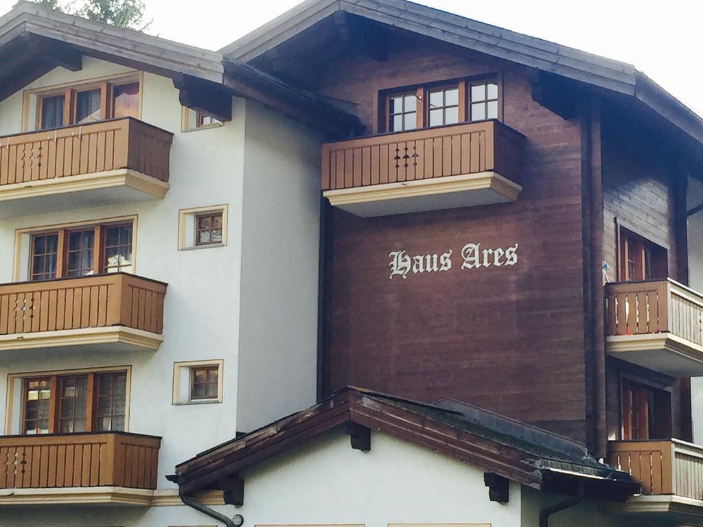 ツェルマットHaus Aresアパートメント エクステリア 写真